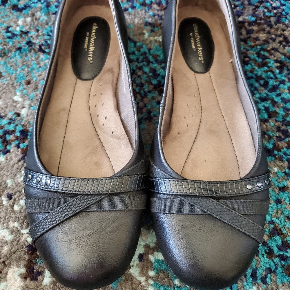 Cloudwalkers by Avenue Jenna Black Flats 8.5 W